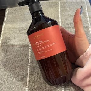 Theorie Amber Rose Hydrating Shampoo - Brown
